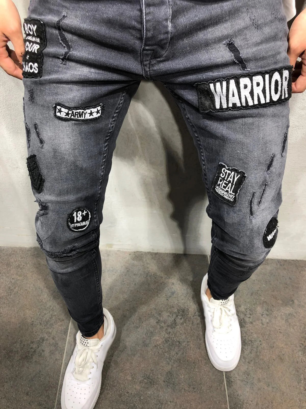 Skinny Hole Ripped Denim Jeans for Men Hip Hop Slim Fit Streetwear Patchwork Badge Distressed Black Pencil Pants