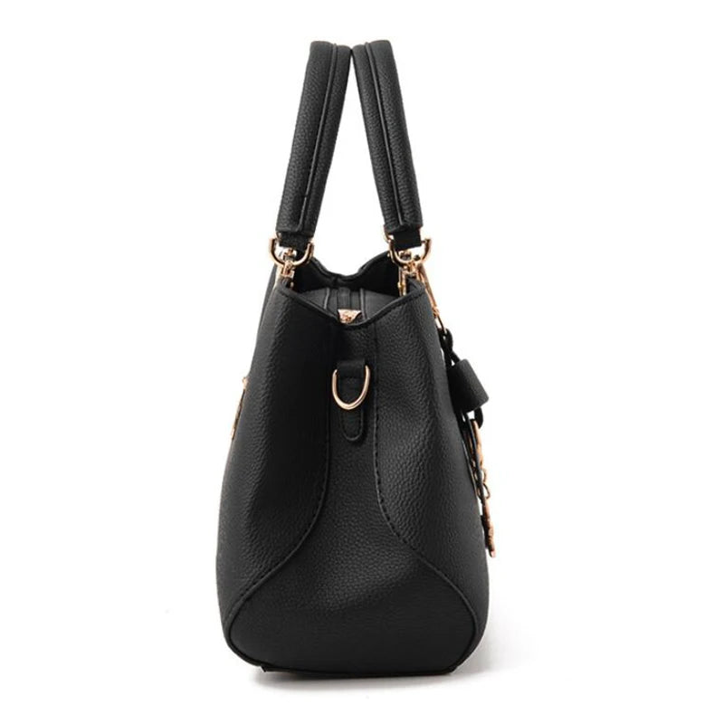 Women's bags 2022 new autumn and winter trend big bag shoulder messenger handbag Korean version large capacity female bag
