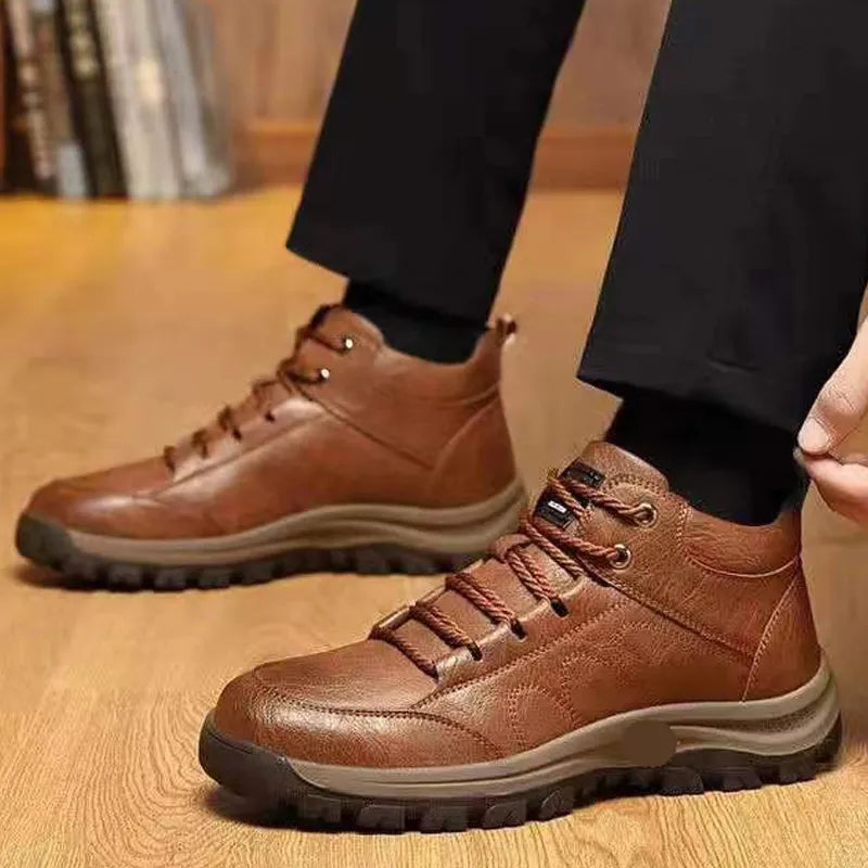 Men Boots Waterproof Snow Boots Warm Fur Winter Men Sneakers Non-Slip Ankel Boots Casual Men Shoes