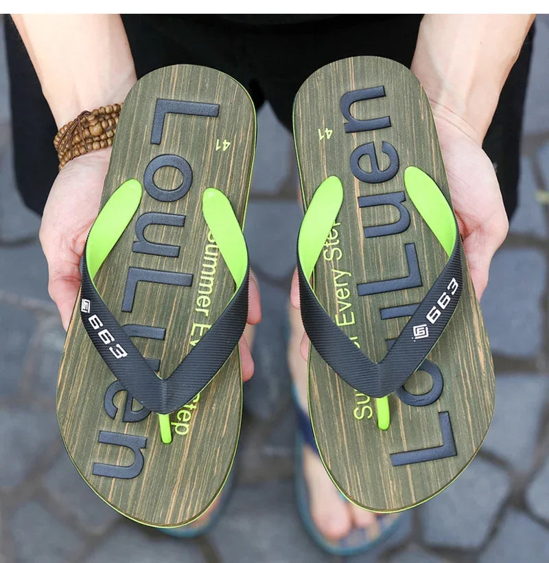 High Quality Brand Hot Sale Flip Flops Men Summer Beach Slippers Men Fashion Breathable Casual Men Flip Flops Summer Outdoor