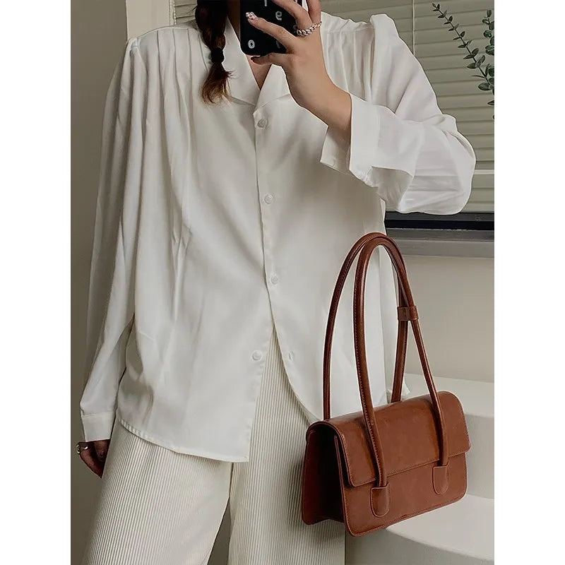 Niche design brown underarm bag women's new fashion oil wax leather messenger hand bill shoulder bag trend Hot Sale