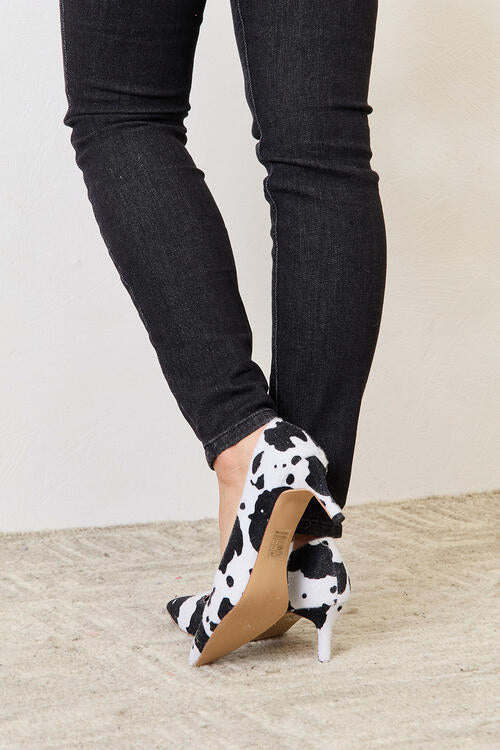 afbc17d2e6874dac8cfb8d00d921245b-Min