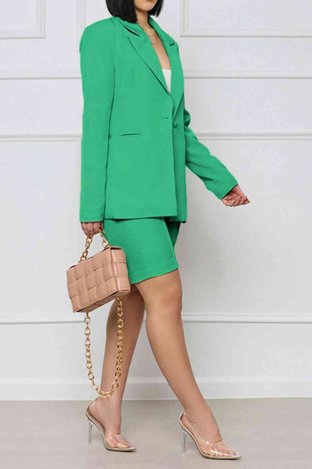 c72d196459c347a8b2e10150165efd78-Min